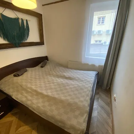 Historical V18 아파트